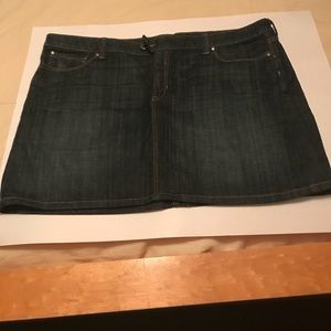 Mini Jean skirt